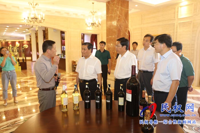 副省長武國定到我縣調(diào)研脫貧攻堅(jiān)等工作
