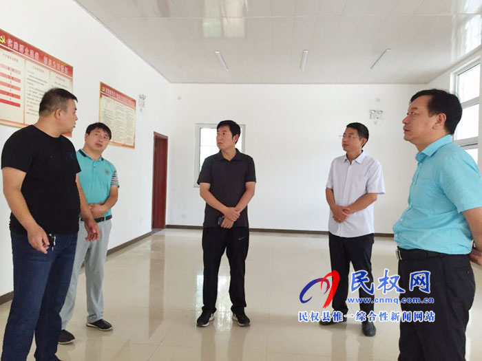 縣委常委、宣傳部長(zhǎng)屠志遠(yuǎn)深入龍?zhí)伶?zhèn)王玉環(huán)村開(kāi)展“三五”基