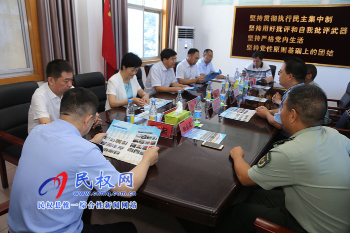八一建軍節(jié):縣領(lǐng)導慰問駐民官兵 八一建軍節(jié):縣領(lǐng)導慰問駐民官兵