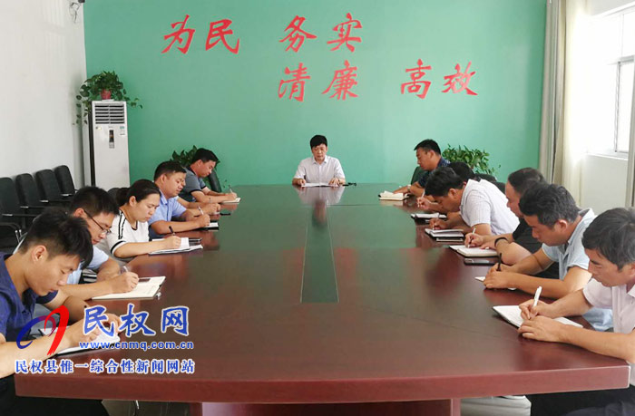 我縣各單位、各鄉(xiāng)鎮(zhèn)（街道辦）迅速傳達(dá)貫徹全縣全面提升脫貧攻堅(jiān)質(zhì)量決戰(zhàn)決