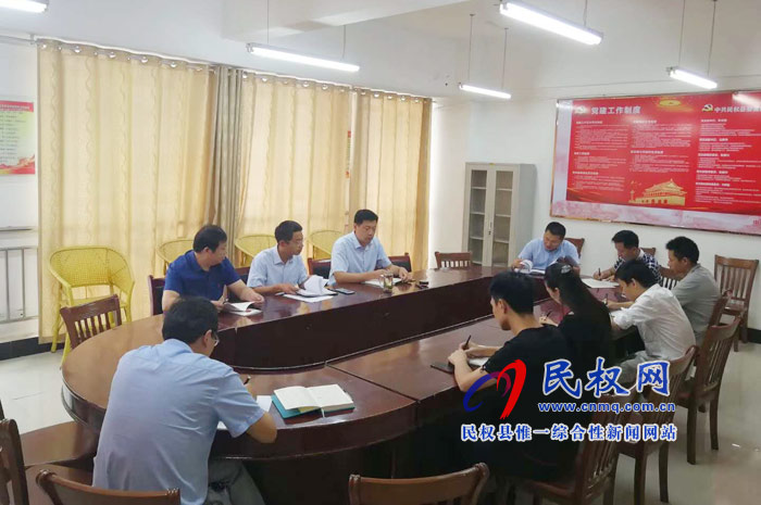 我縣各單位、各鄉(xiāng)鎮(zhèn)（街道辦）迅速傳達(dá)貫徹全縣全面提升脫貧攻堅(jiān)質(zhì)量決戰(zhàn)決