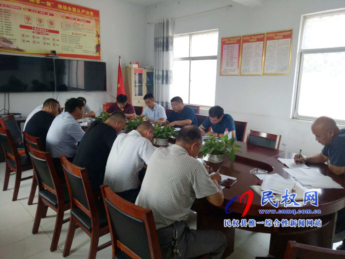 我縣各單位、各鄉(xiāng)鎮(zhèn)（街道辦）迅速傳達(dá)貫徹全縣全面提升脫貧攻堅(jiān)質(zhì)量決戰(zhàn)決