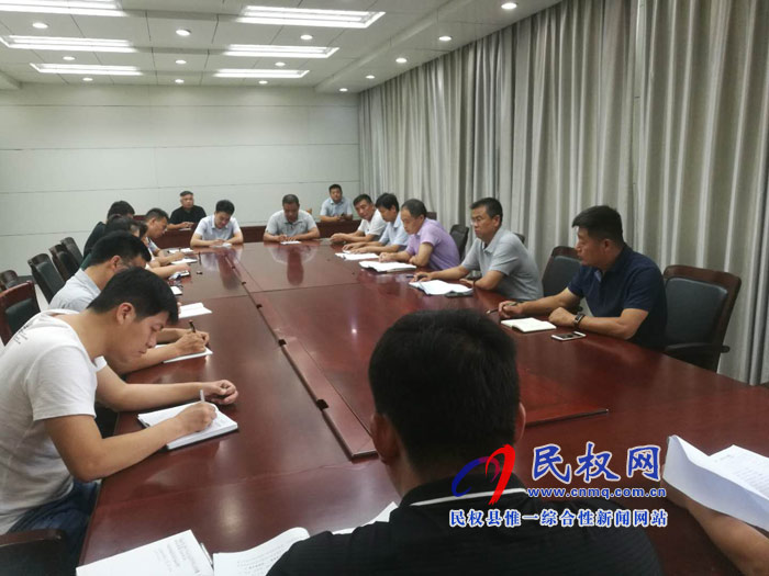 我縣各單位、各鄉(xiāng)鎮(zhèn)（街道辦）迅速傳達(dá)貫徹全縣全面提升脫貧攻堅(jiān)質(zhì)量決戰(zhàn)決