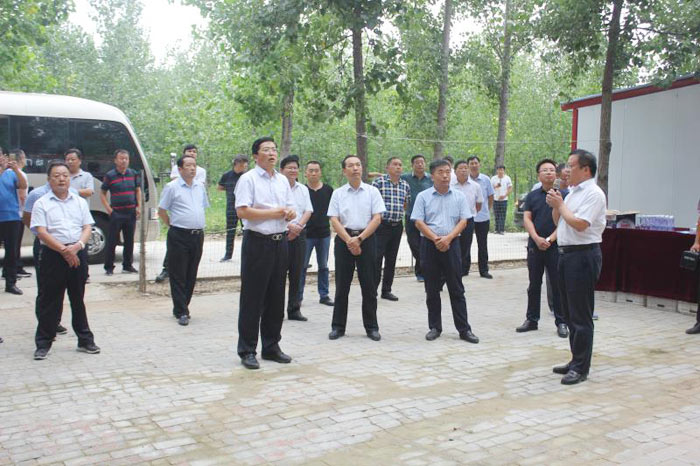 全市林業(yè)脫貧攻堅(jiān)“雙能力”提升暨造林管護(hù)機(jī)制創(chuàng)新現(xiàn)場(chǎng)觀摩會(huì)在我縣召開(kāi) 全市林業(yè)脫貧攻堅(jiān)“雙能力”提升暨造林管護(hù)機(jī)制創(chuàng)新現(xiàn)場(chǎng)觀摩會(huì)在我縣召開(kāi)