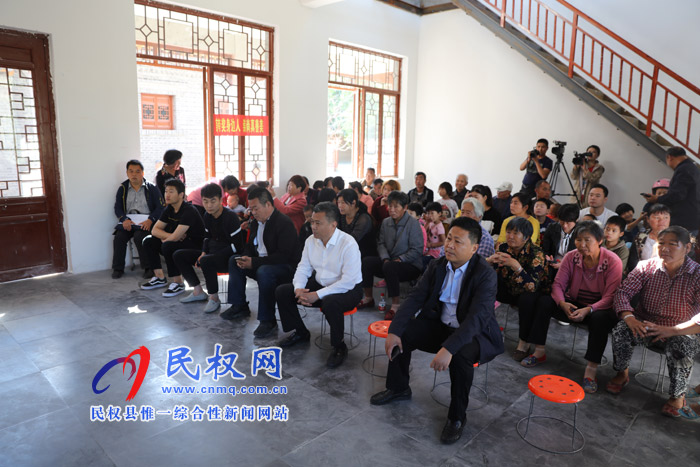 花園鄉(xiāng)趙洪坡村舉行“迎國(guó)慶、誇講賽”活動(dòng)