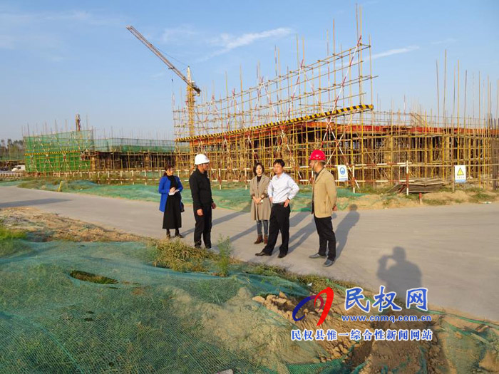 縣發(fā)投公司查看教育事業(yè)PPP項目建設(shè)情況