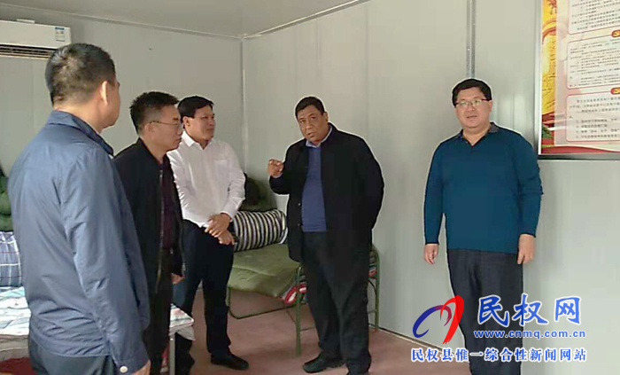 市畜牧局局長海繼增檢查民權(quán)非洲豬瘟防控工作 市畜牧局局長海繼增檢查民權(quán)非洲豬瘟防控工作