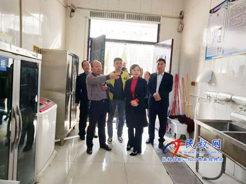 市食藥監(jiān)局到民權(quán)縣幼兒園指導(dǎo)檢查工作 市食藥監(jiān)局到民權(quán)縣幼兒園指導(dǎo)檢查工作