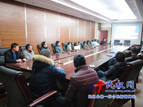 我縣各鄉(xiāng)鎮(zhèn)（街道辦）、縣直各單位認(rèn)真組織全體干部集中收聽(tīng)收看慶祝改革開(kāi)放40周年大會(huì)