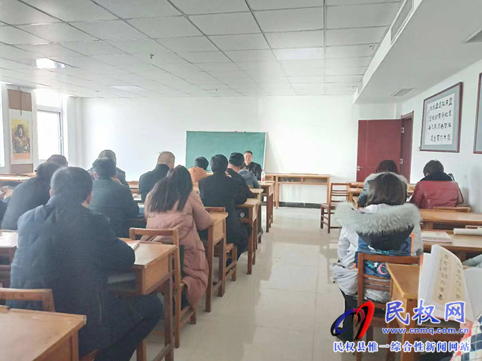 民權縣文聯(lián)舉辦書法作品點評現(xiàn)場會 民權縣文聯(lián)舉辦書法作品點評現(xiàn)場會