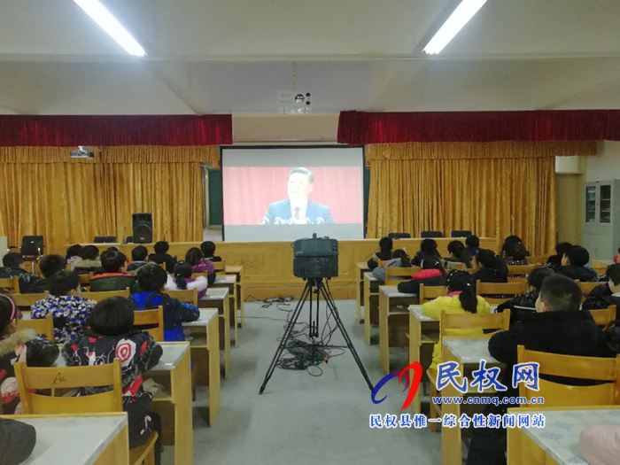 民權(quán)縣文化廣電旅游局聯(lián)合民權(quán)電影公司開(kāi)展愛(ài)國(guó)主義電影進(jìn)校園活動(dòng) 民權(quán)縣文化廣電旅游局聯(lián)合民權(quán)電影公司開(kāi)展愛(ài)國(guó)主義電影進(jìn)校園活動(dòng)