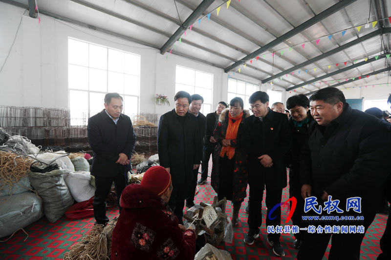 我縣開展2018年下半年鄉(xiāng)鎮(zhèn)(街道)重點(diǎn)工作巡查觀摩活動(dòng) 我縣開展2018年下半年鄉(xiāng)鎮(zhèn)(街道)重點(diǎn)工作巡查觀摩活動(dòng)