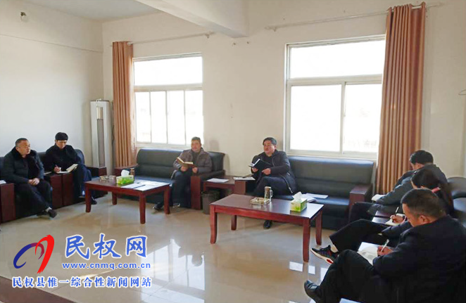 我縣各單位、各鄉(xiāng)鎮(zhèn)（街道辦）迅速傳達(dá)貫徹經(jīng)濟(jì)工作會(huì)議和“講政治、勇?lián)?dāng)、馬上就辦、一抓到底”活動(dòng)精神