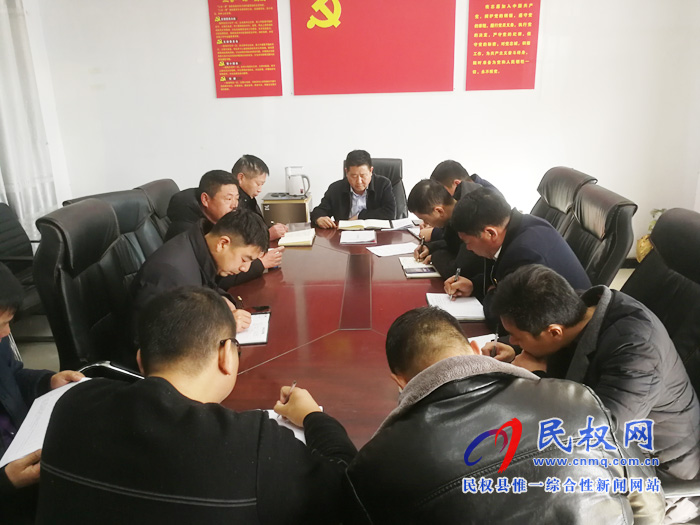 我縣各單位、各鄉(xiāng)鎮(zhèn)（街道辦）迅速傳達(dá)貫徹經(jīng)濟(jì)工作會(huì)議和“講政治、勇?lián)?dāng)、馬上就辦、一抓到底”活動(dòng)精神