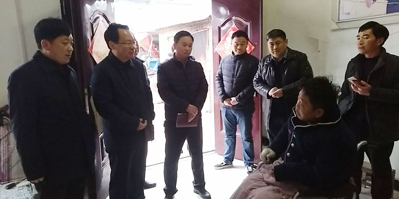 縣委常委、常務(wù)副縣長(zhǎng)李啟峰到林七鄉(xiāng)調(diào)研督導(dǎo)脫貧攻堅(jiān)工作