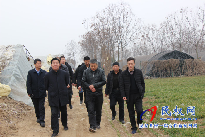 商丘市“大棚房”問(wèn)題專(zhuān)項(xiàng)清理工作組再次蒞臨民權(quán)檢查指導(dǎo)工作