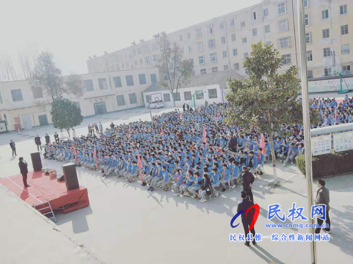 民權(quán)縣程莊鎮(zhèn)第一初中舉行“凝心聚力決勝中考”勵志演講報告會 民權(quán)縣程莊鎮(zhèn)第一初中舉行“凝心聚力決勝中考”勵志演講報告會