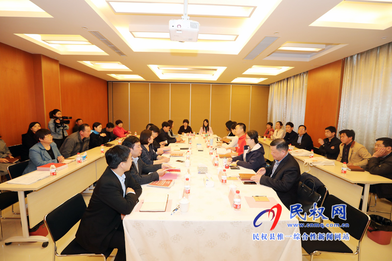 縣委副書記、縣長張團(tuán)結(jié)到天明民權(quán)葡萄酒有限公司調(diào)研