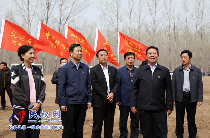 共植媒體林 同迎故道春——省委常委、宣傳部長江凌蒞民植新綠、造“媒林”