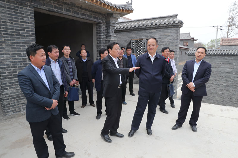 省人防辦黨組書記、主任賈宏偉到我縣調(diào)研人防項目建設和脫貧攻堅工作