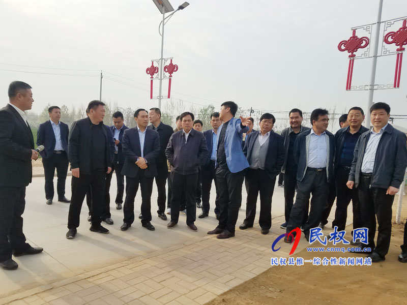 我縣對3月份農村人居環(huán)境改善工作進行觀摩評比 我縣對3月份農村人居環(huán)境改善工作進行觀摩評比