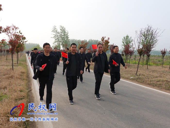 縣住建局組織開展“親近大自然 徒步健康行”活動(dòng) 縣住建局組織開展“親近大自然 徒步健康行”活動(dòng)