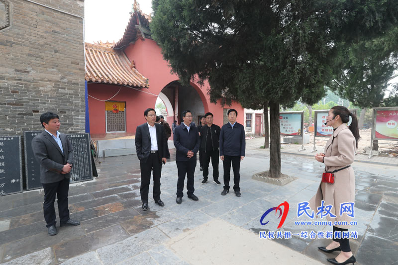 市委常委、宣傳部長(zhǎng)王全周調(diào)研我縣申甘林帶“媒林”建設(shè)及鄉(xiāng)村旅游發(fā)展情況