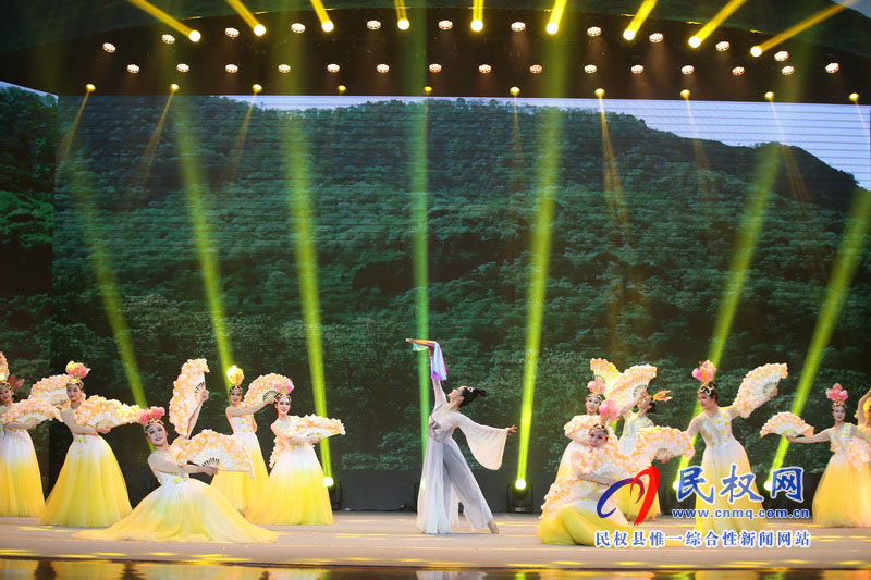 何處心安 美麗民權(quán):民權(quán)縣慶祝新中國成立70周年文藝晚會(huì)隆重舉行 何處心安 美麗民權(quán):民權(quán)縣慶祝新中國成立70周年文藝晚會(huì)隆重舉行
