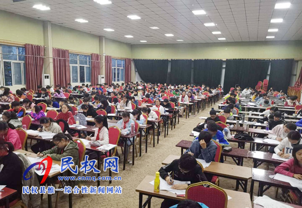 大山外語(yǔ)學(xué)業(yè)水平測(cè)評(píng)暨學(xué)業(yè)規(guī)劃家庭教育講座召開(kāi) 大山外語(yǔ)學(xué)業(yè)水平測(cè)評(píng)暨學(xué)業(yè)規(guī)劃家庭教育講座召開(kāi)