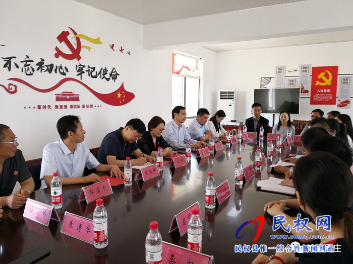 省高級人民法院副院長史小紅到定點幫扶責(zé)任村孟莊調(diào)研 省高級人民法院副院長史小紅到定點幫扶責(zé)任村孟莊調(diào)研