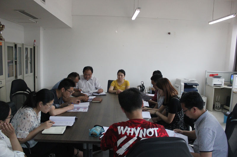 團縣委召開基層團組織規(guī)范化建設暨做好“學社銜接”準備工作推進會 團縣委召開基層團組織規(guī)范化建設暨做好“學社銜接”準備工作推進會