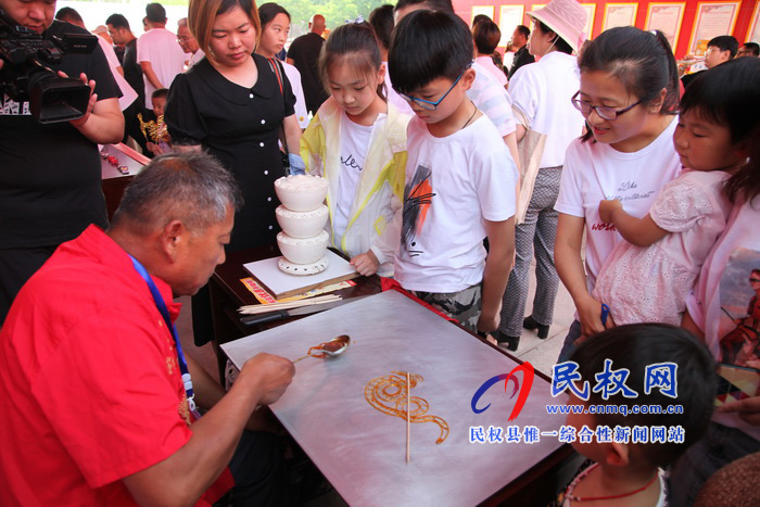 民權(quán)縣舉辦2019年“文化和自然遺產(chǎn)日”非物質(zhì) 文化遺產(chǎn)展演活動