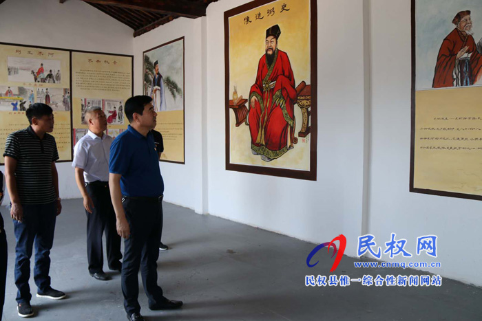 縣政府辦公室黨組書(shū)記、主任薛坤帶隊(duì)到幫扶聯(lián)系村史村鋪村開(kāi)展幫扶工作