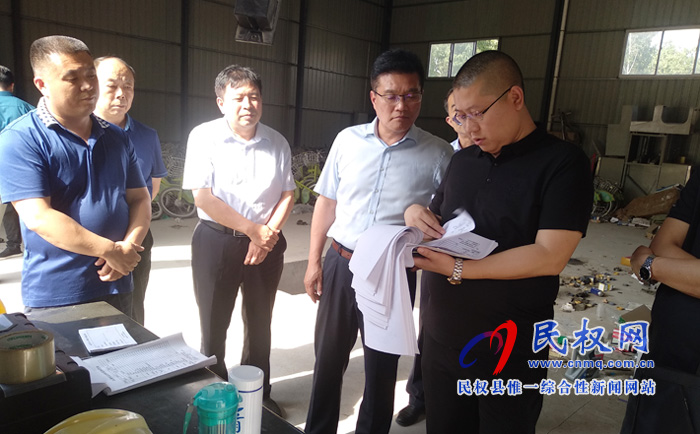 省交通運(yùn)輸廳到我縣驗(yàn)收河南省萬村通客車提質(zhì)工程示范縣創(chuàng)建工作 省交通運(yùn)輸廳到我縣驗(yàn)收河南省萬村通客車提質(zhì)工程示范縣創(chuàng)建工作