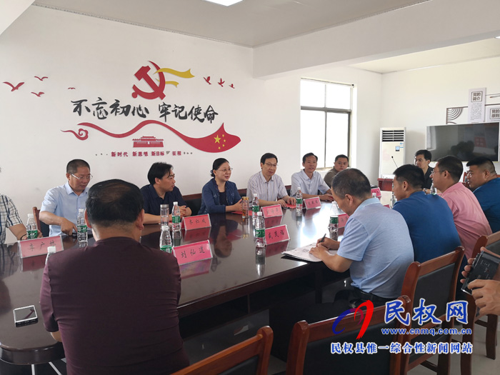 省高級人民法院副院長宋海萍到定點幫扶責任村孟莊調研 省高級人民法院副院長宋海萍到定點幫扶責任村孟莊調研