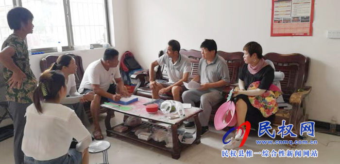 民權(quán)縣應(yīng)急管理局開展遍訪貧困戶活動(dòng)