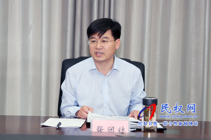 市人大常委會(huì)副主任、縣委書記姬脈常主持召開書記辦公會(huì)