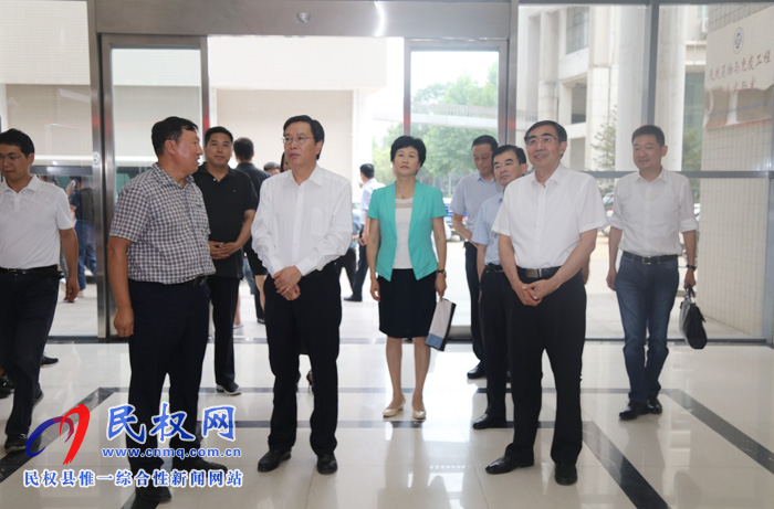 市人大常委會(huì)副主任、縣委書記姬脈常到河南大學(xué)金明校區(qū)參觀考察