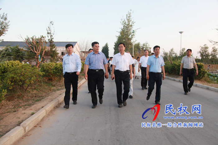 市人大常委會(huì)評(píng)議組到我縣調(diào)研文化廣電旅游工作 市人大常委會(huì)評(píng)議組到我縣調(diào)研文化廣電旅游工作