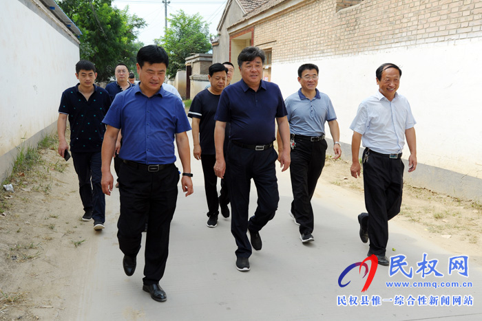 市人大常委會副主任、市總工會主席劉沛到白云寺鎮(zhèn)開展三五基層工作日活動