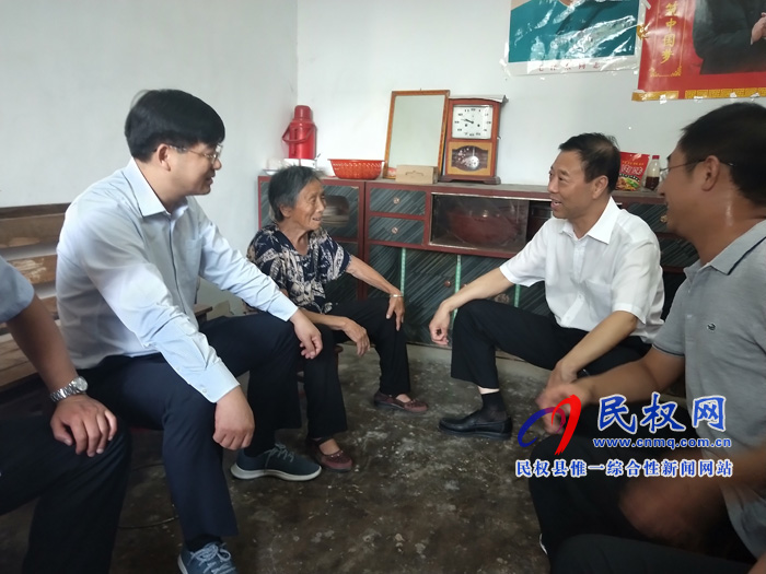 省高級(jí)法院黨組副書記、常務(wù)副院長(zhǎng)王樹茂到我縣開展不忘初心、脫貧攻堅(jiān)等工作