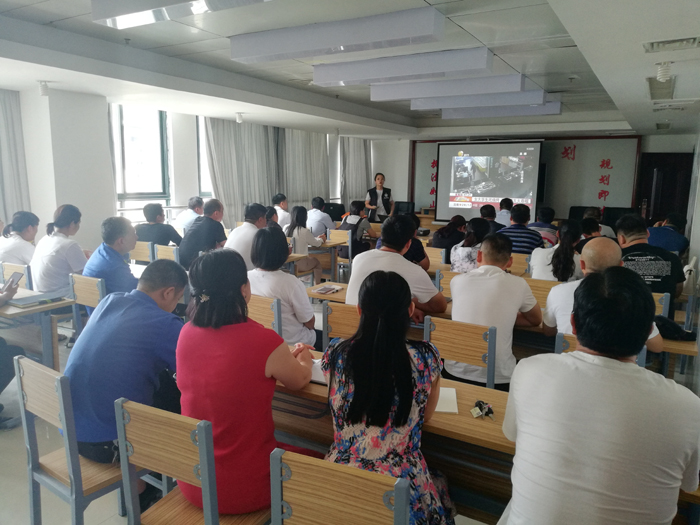 民權(quán)縣規(guī)劃中心舉辦消防安全知識培訓(xùn)講座 民權(quán)縣規(guī)劃中心舉辦消防安全知識培訓(xùn)講座