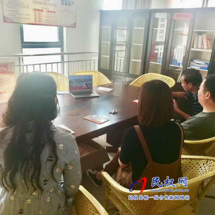 我縣集中收聽收看慶祝中華人民共和國成立70周年大會、閱兵儀式和群眾游行實況直播