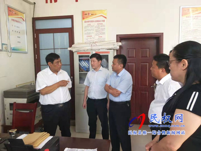 市農(nóng)業(yè)農(nóng)村局局長海繼增蒞民督導檢查秸稈禁燒、農(nóng)村人居環(huán)境改善工作