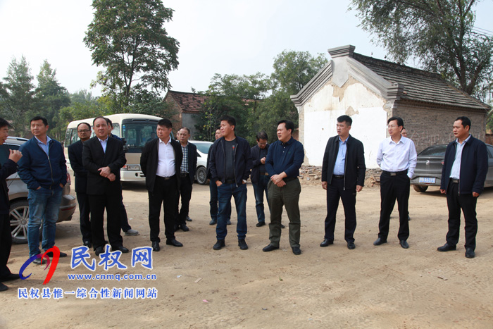 副縣長孟祥亮到雙塔鎮(zhèn)召開秣坡紅色教育基地建設現場辦公會 副縣長孟祥亮到雙塔鎮(zhèn)召開秣坡紅色教育基地建設現場辦公會