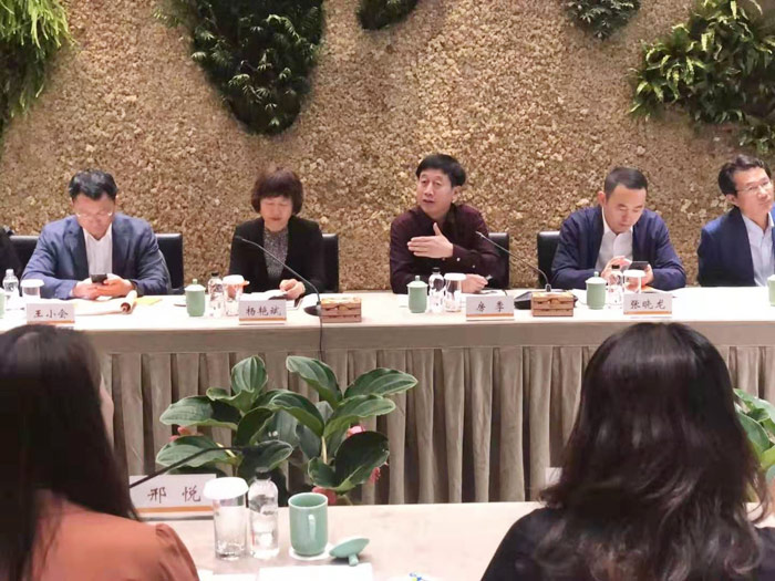 縣委常委、副縣長(zhǎng)房季帶隊(duì)到阿里巴巴組織招商引資活動(dòng)
