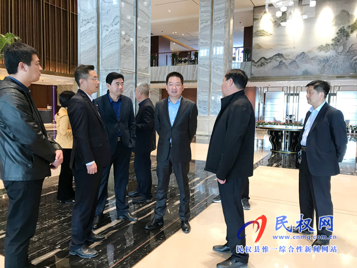 縣委常委、縣委辦公室主任孟亞松檢查酒店保障工作