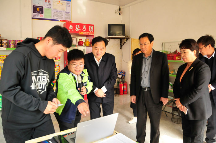 柘城縣政府考察團到我縣考察學(xué)習(xí)農(nóng)村人居環(huán)境綜合整治工作 柘城縣政府考察團到我縣考察學(xué)習(xí)農(nóng)村人居環(huán)境綜合整治工作