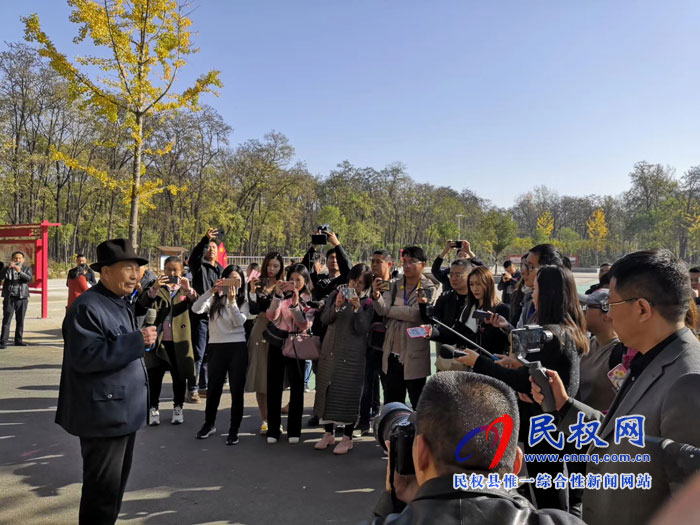 “鄉(xiāng)村振興 出彩中原”全國(guó)融媒體看河南暨全國(guó)百家媒體商丘行在我縣 “媒林”正式啟動(dòng) “鄉(xiāng)村振興 出彩中原”全國(guó)融媒體看河南暨全國(guó)百家媒體商丘行在我縣 “媒林”正式啟動(dòng)