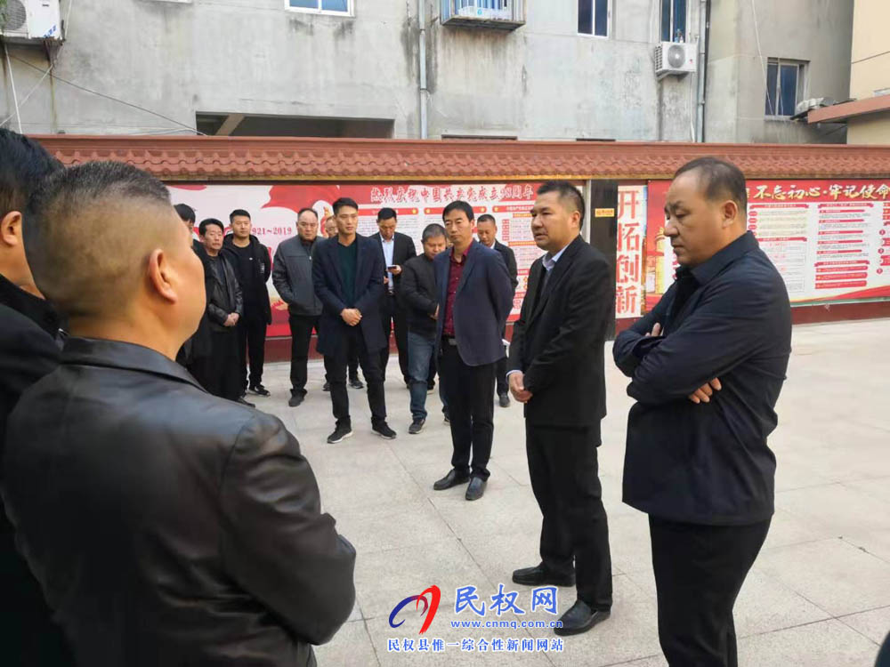縣住建局傳達(dá)貫徹省脫貧攻堅工作調(diào)度電視電話會議精神 縣住建局傳達(dá)貫徹省脫貧攻堅工作調(diào)度電視電話會議精神